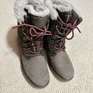 Timberland Women's Gray and Burgundy Winter Boots